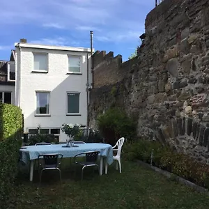 https://de-stadswal.maastrichthotels.net